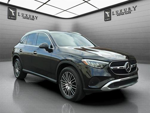 2023 Mercedes-Benz GLC 300 4MATIC