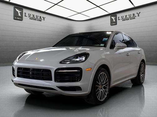 Gray 2023 Porsche Cayenne Cayenne
