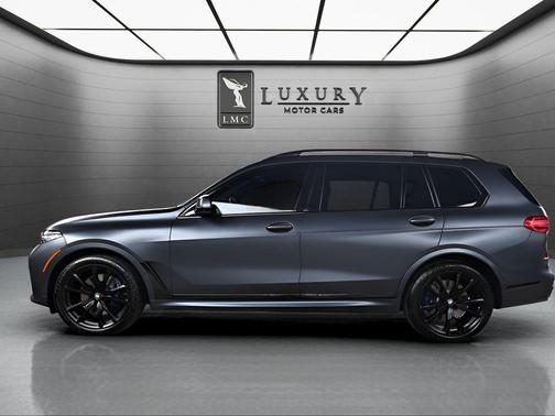 2021 BMW X7 M50i