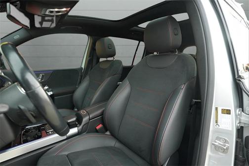 2023 Mercedes-Benz GLB 250 Base