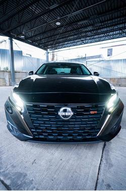 2023 Nissan Altima SR VC-Turbo FWD