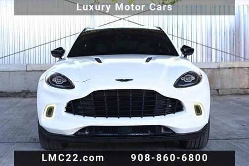 2021 Aston Martin DBX Base