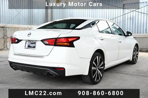 2021 Nissan Altima SR Intelligent AWD