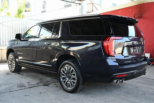 2023 GMC Yukon XL Denali Ultimate