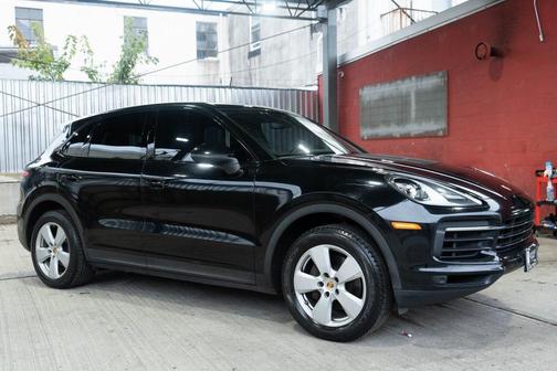 2019 Porsche Cayenne Cayenne
