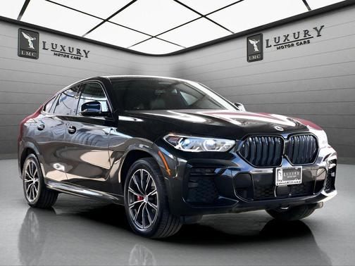2023 BMW X6 M50i