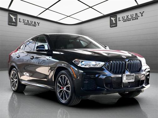 2023 BMW X6 M50i