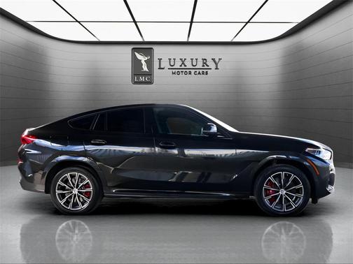 2023 BMW X6 M50i