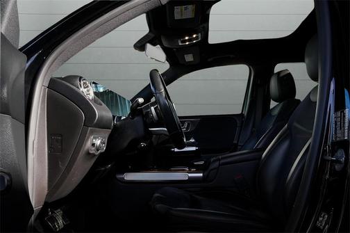 2021 Mercedes-Benz GLB 250 4MATIC