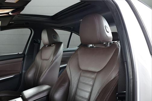 Mineral White Metallic 2020 BMW M340 M340i