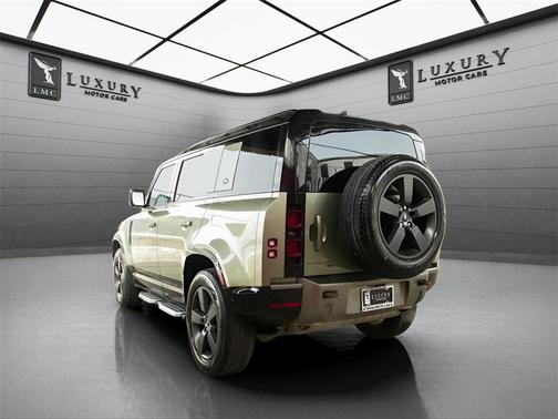 2023 Land Rover Defender 110 X-Dynamic SE