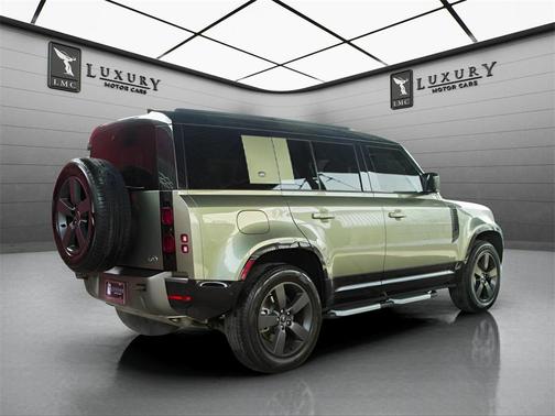 2023 Land Rover Defender 110 X-Dynamic SE