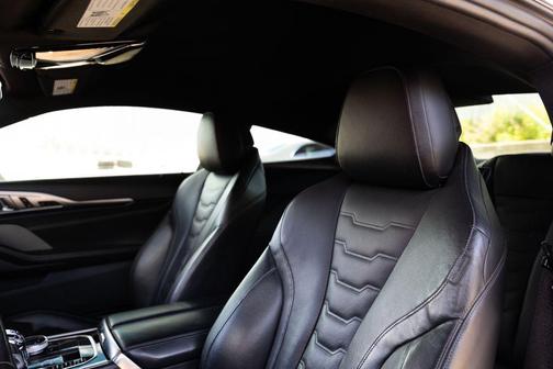 Carbon Black Metallic 2022 BMW M850 xDrive