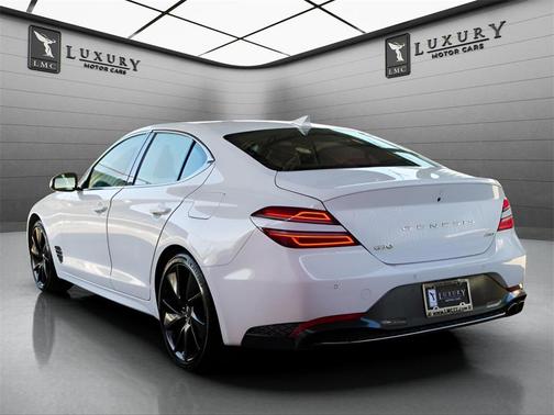 2023 Genesis G70 2.0T AWD