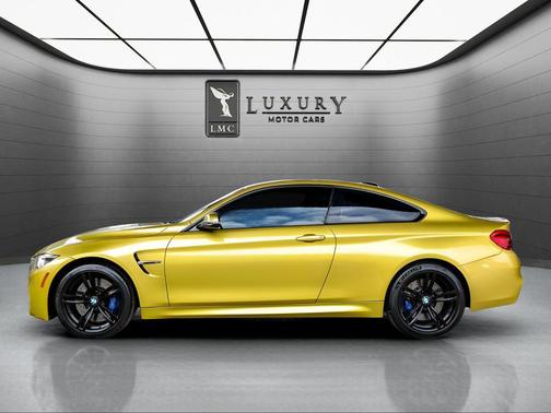 Austin Yellow Metallic 2018 BMW M4 Base