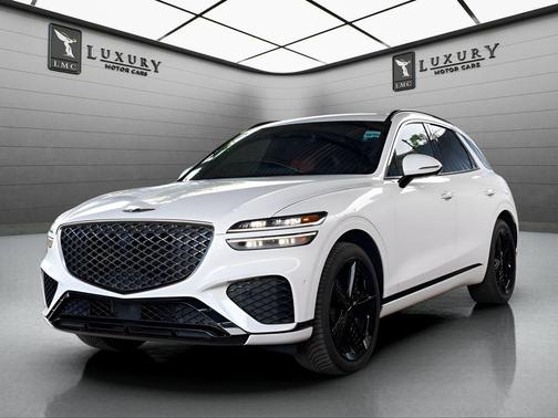 Alta White 2023 Genesis GV70 2.5T AWD