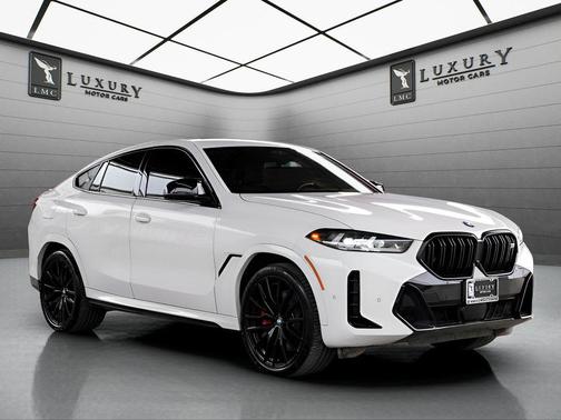 2024 BMW X6 M60i