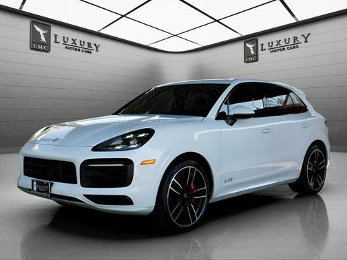 2022 Porsche Cayenne GTS
