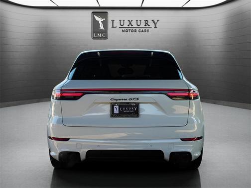 2022 Porsche Cayenne GTS