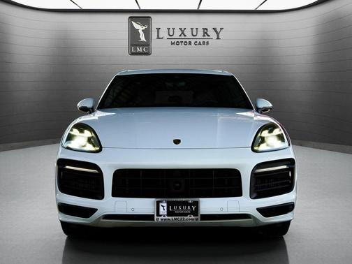 2022 Porsche Cayenne GTS