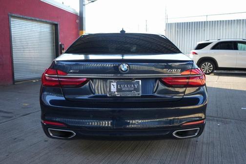 2019 BMW 740 xDrive