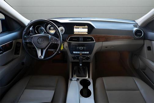 2012 Mercedes-Benz C-Class C 300 4MATIC Luxury