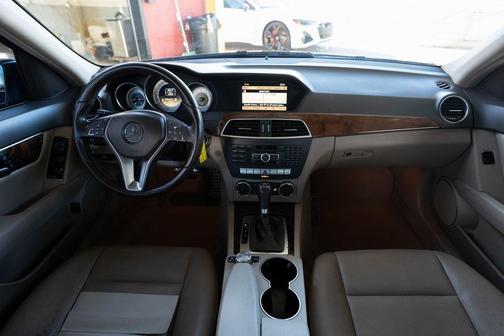 2012 Mercedes-Benz C-Class C 300 4MATIC Luxury