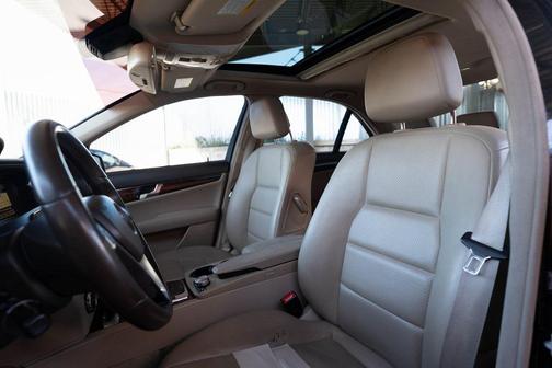 2012 Mercedes-Benz C-Class C 300 4MATIC Luxury