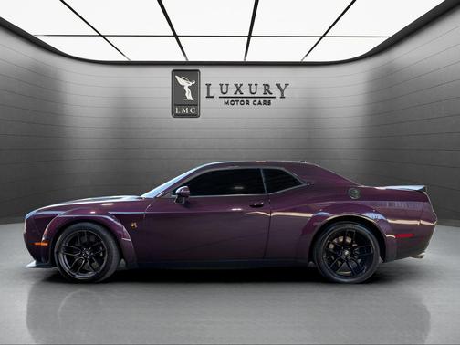 Hellraisin 2022 Dodge Challenger R/T Scat Pack Widebody