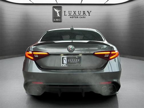 2019 Alfa Romeo Giulia Quadrifoglio