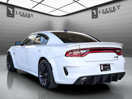 White Knuckle Clearcoat 2022 Dodge Charger SRT Hellcat