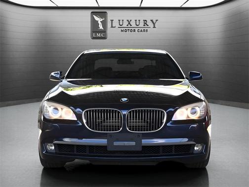 2012 BMW 750 i xDrive