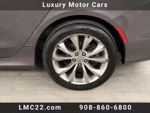 2016 Chrysler 200 S