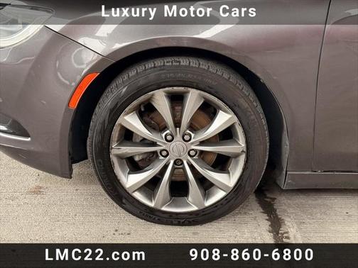 2016 Chrysler 200 S
