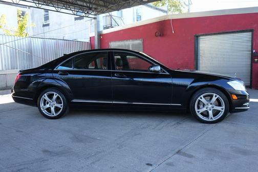 2013 Mercedes-Benz S-Class 4MATIC