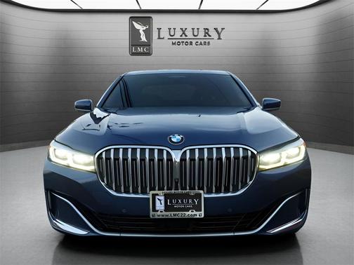 2022 BMW 750 i xDrive