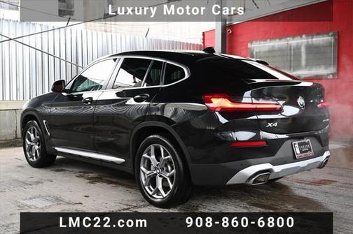 2024 BMW X4 xDrive30i