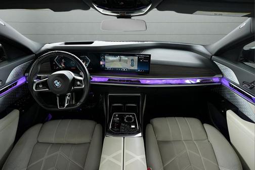 2023 BMW 760 i xDrive