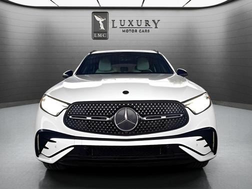 2023 Mercedes-Benz GLC 300 4MATIC