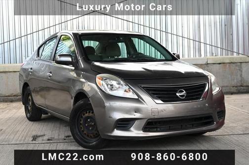 2013 Nissan Versa 1.6 S