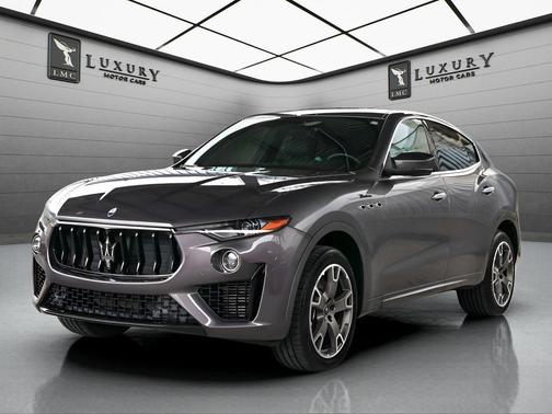 Grey 2023 Maserati Levante Modena