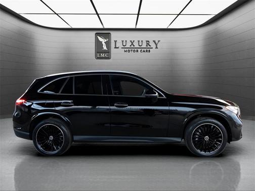 2023 Mercedes-Benz GLC 300 4MATIC