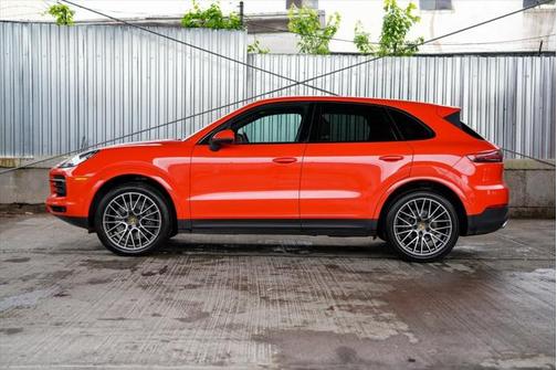 2021 Porsche Cayenne Base