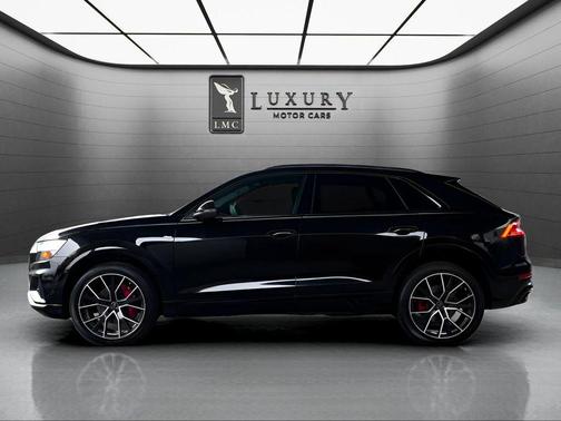 2023 Audi Q8 55 Premium Plus