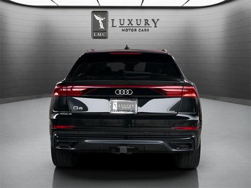 2023 Audi Q8 55 Premium Plus
