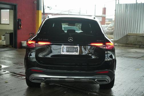 2023 Mercedes-Benz GLC 300 4MATIC