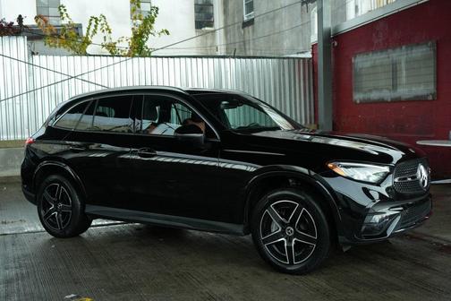 2023 Mercedes-Benz GLC 300 4MATIC