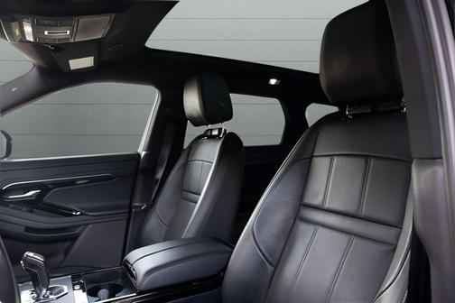 Santorini Black Metallic 2022 Land Rover Range Rover Evoque R-Dynamic S