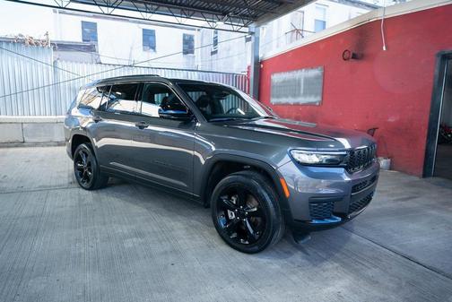 2023 Jeep Grand Cherokee L Altitude