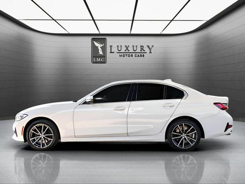 Alpine White 2022 BMW 330 xDrive